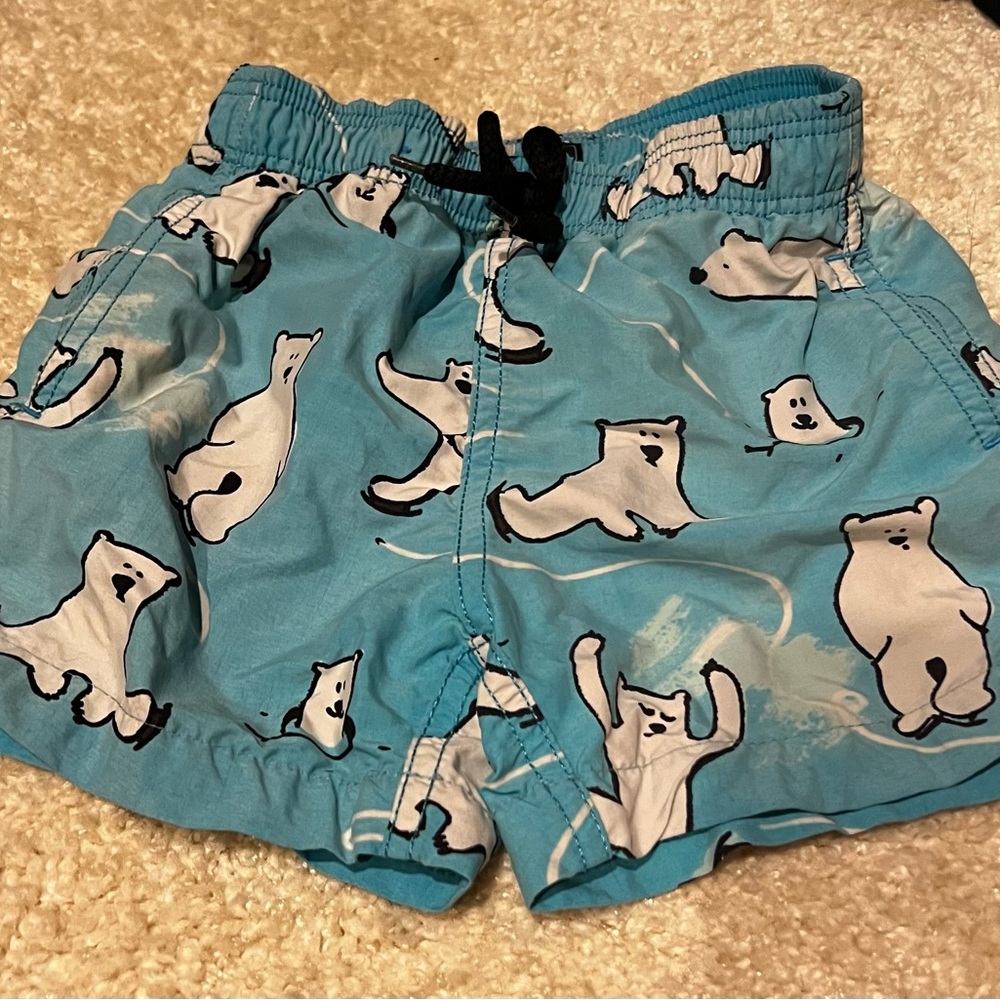 Vilebrequin gently used boy polar bear shorts size 6